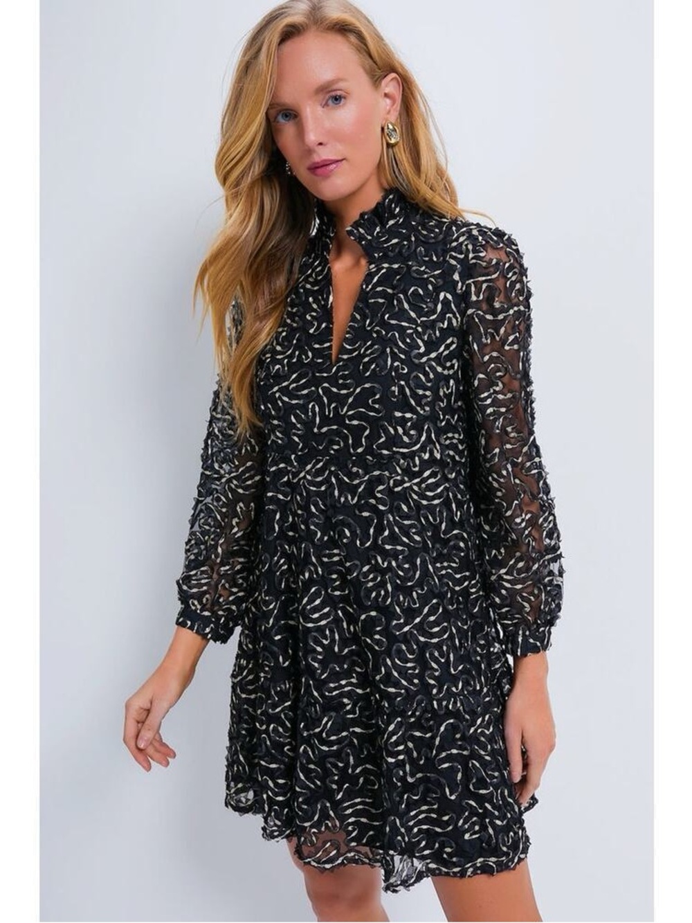 Tuckernuck Black Metallic Textured Mini Dress Ruffle Neck NWT XS